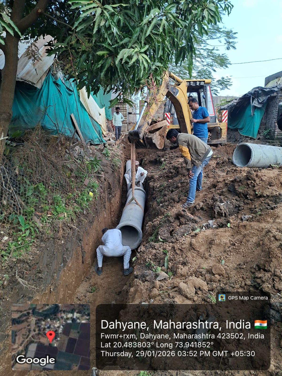 KALMTHE PA अंतर्गत Dhyane येथे बंदिस्त गटार बंधने